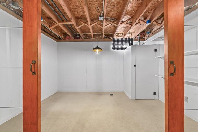 N81W13612 Wedge COURT, Menomonee Falls, WI 53051