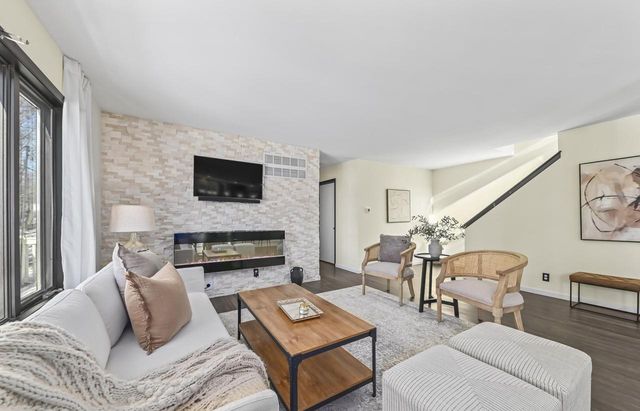 N81W13612 Wedge COURT, Menomonee Falls, WI 53051