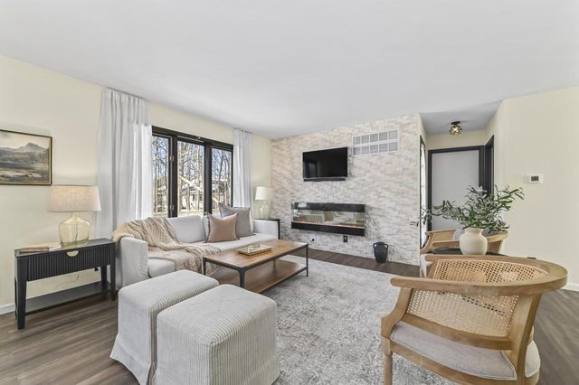 N81W13612 Wedge COURT, Menomonee Falls, WI 53051