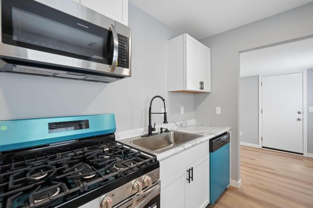 2411 Lindale Road, Columbus, OH 43224
