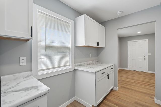 2411 Lindale Road, Columbus, OH 43224