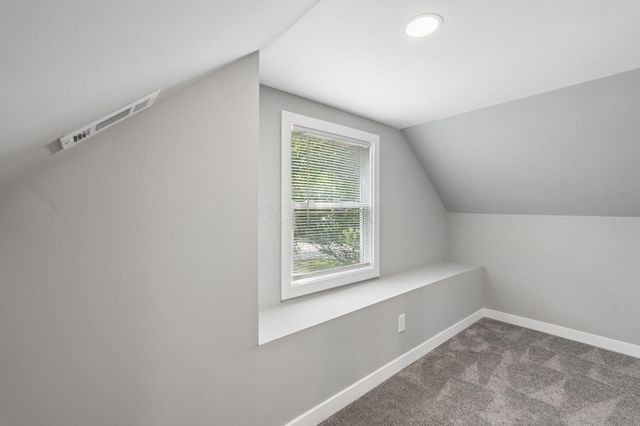 2411 Lindale Road, Columbus, OH 43224