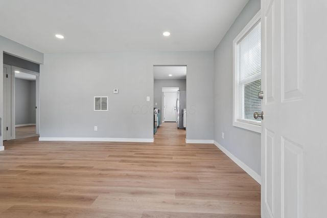 2411 Lindale Road, Columbus, OH 43224