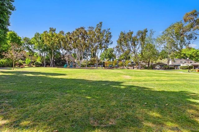 7856 Camino Glorita, San Diego, CA 92122