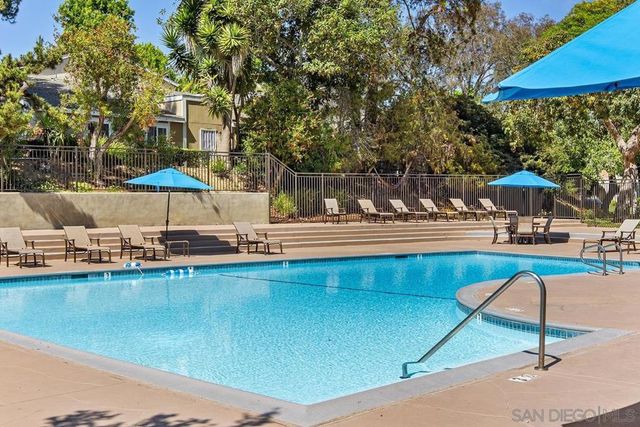 7856 Camino Glorita, San Diego, CA 92122