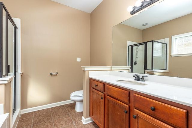 1564 WYNNE RD, Cordova, TN 38016