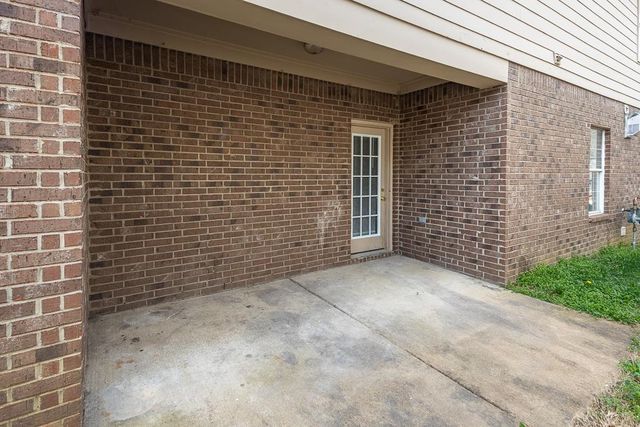 1564 WYNNE RD, Cordova, TN 38016