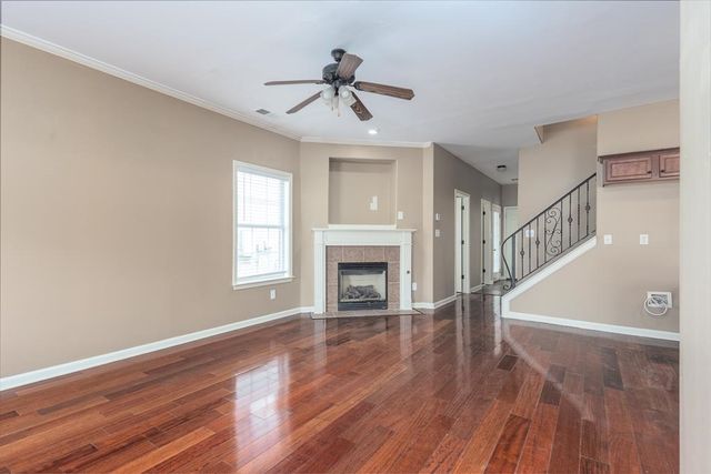 1564 WYNNE RD, Cordova, TN 38016