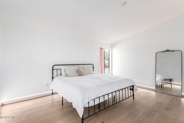 11103 W Panther Peak Drive, Tucson, AZ 85743