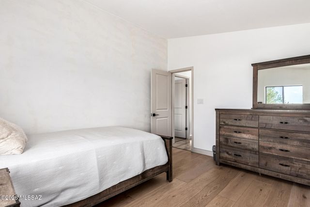 11103 W Panther Peak Drive, Tucson, AZ 85743