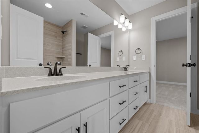 18580 W 169th Terrace, Olathe, KS 66062