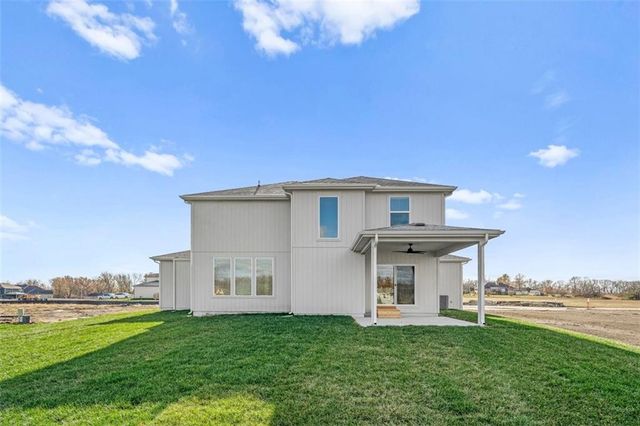 18580 W 169th Terrace, Olathe, KS 66062