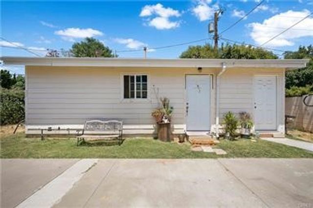 20009 Arminta Street, Winnetka, CA 91306