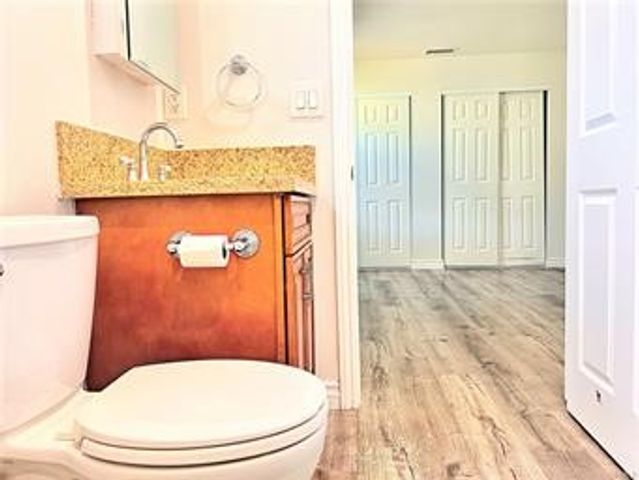 20009 Arminta Street, Winnetka, CA 91306