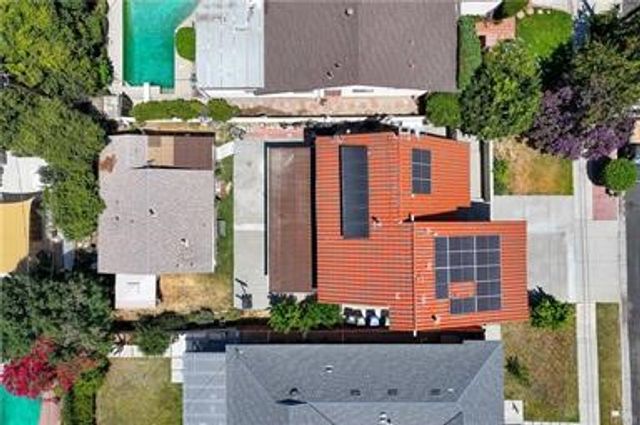 20009 Arminta Street, Winnetka, CA 91306