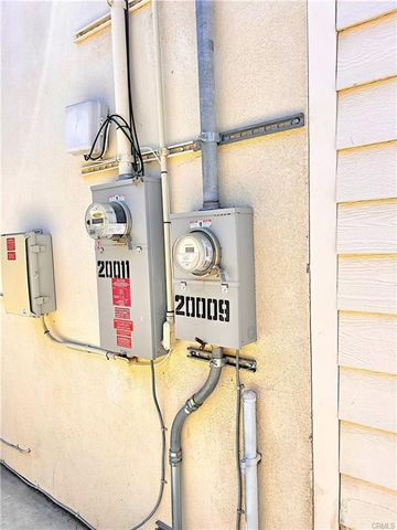 20009 Arminta Street, Winnetka, CA 91306