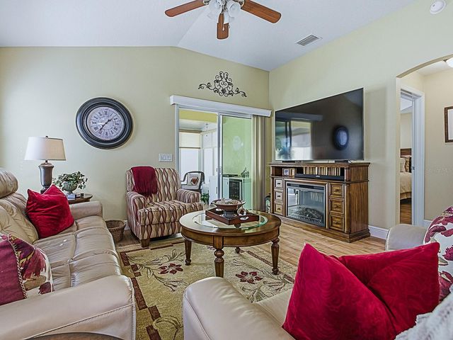 2121 ABER LANE, The Villages, FL 32163