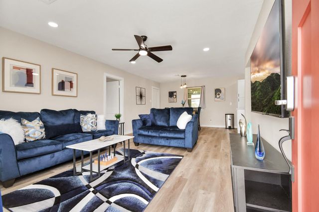 5123 Dewberry Street, Houston, TX 77021