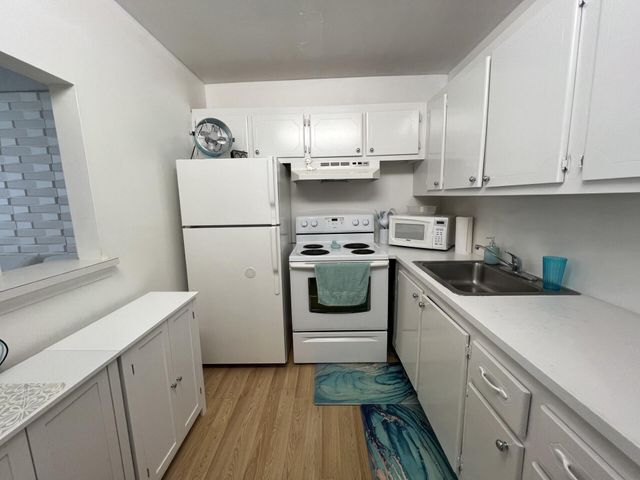 258 Markham L 258, Deerfield Beach, FL 33442