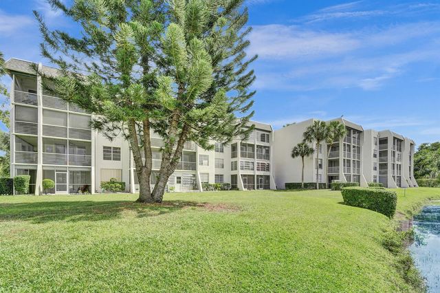 9470 Poinciana Place 308, Davie, FL 33324