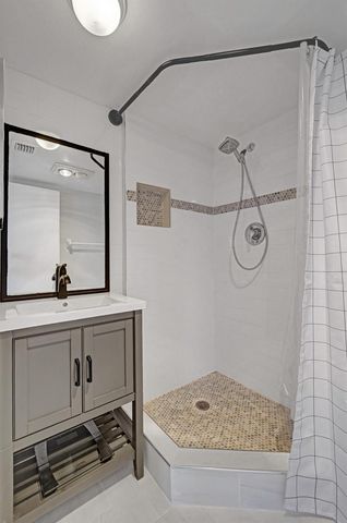 9470 Poinciana Place 308, Davie, FL 33324