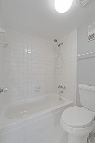 9470 Poinciana Place 308, Davie, FL 33324
