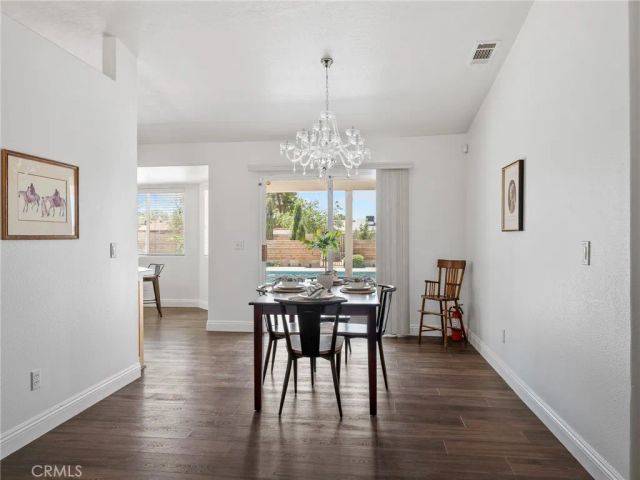 22163 Broken Lance Road, Apple Valley, CA 92307