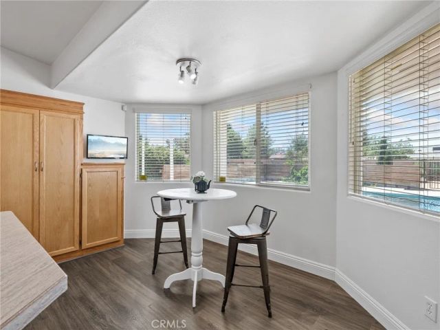 22163 Broken Lance Road, Apple Valley, CA 92307