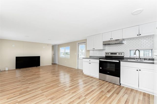 7591 SILAGE CIRCLE, Port Charlotte, FL 33981