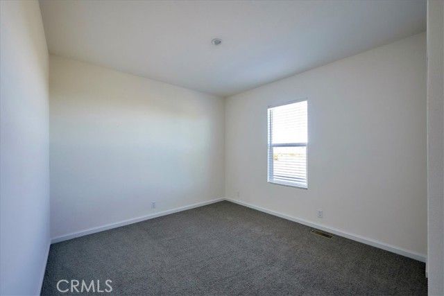 5430 Luna Road, Phelan, CA 92371