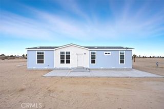 5430 Luna Road, Phelan, CA 92371