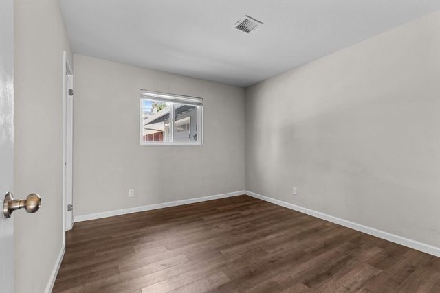7206 Parish Way, Citrus Heights, CA 95621