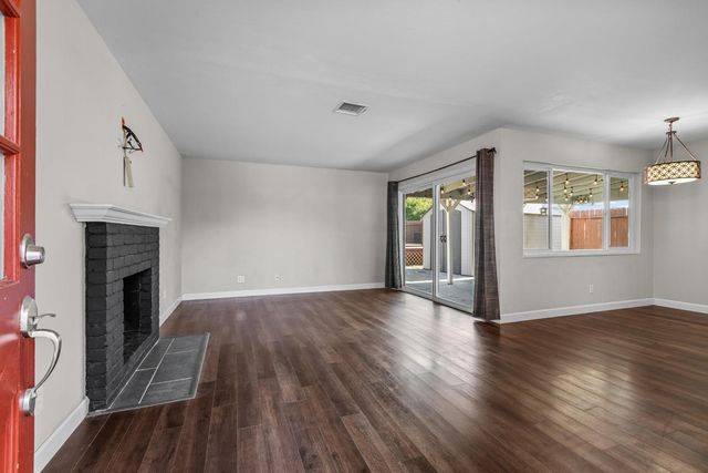 7206 Parish Way, Citrus Heights, CA 95621