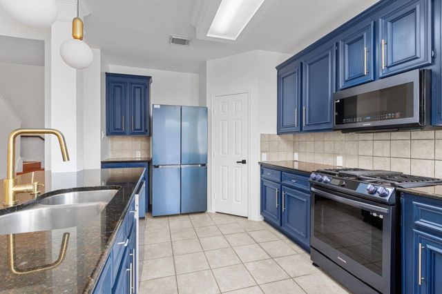 16202 Lasting Light Lane, Houston, TX 77095