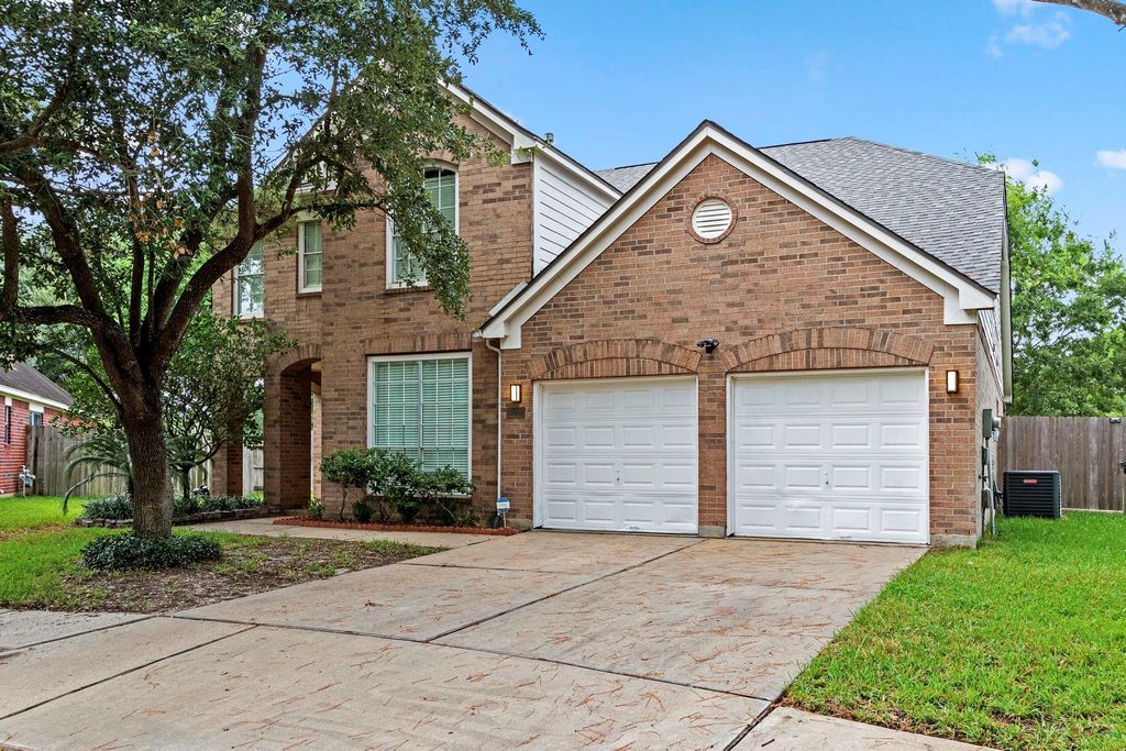 16202 Lasting Light Lane, Houston, TX 77095