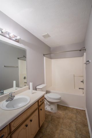 4054 Margo Cir, La Vergne, TN 37086