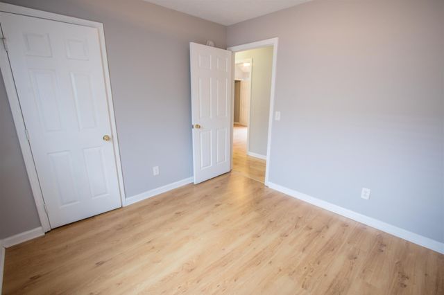 4054 Margo Cir, La Vergne, TN 37086