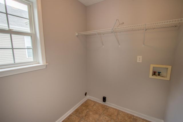 4054 Margo Cir, La Vergne, TN 37086