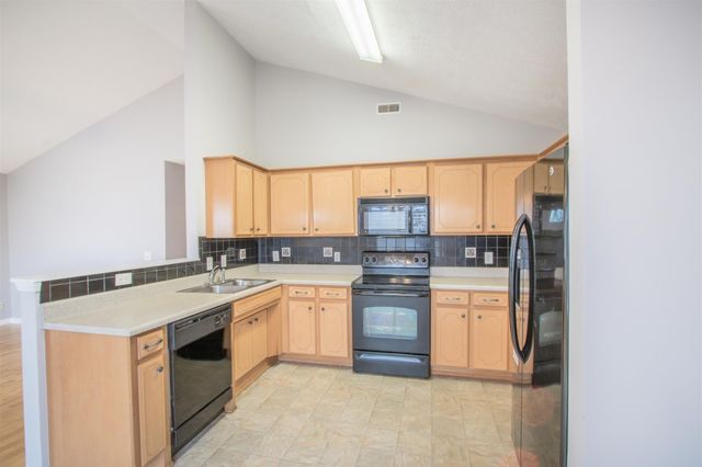 4054 Margo Cir, La Vergne, TN 37086