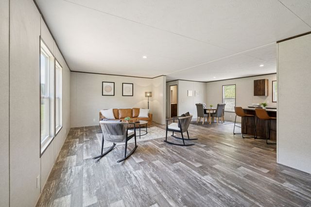 825 Gaulden Hollow Rd, Lafayette, TN 37083