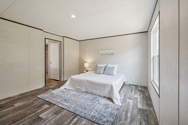 825 Gaulden Hollow Rd, Lafayette, TN 37083