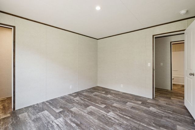 825 Gaulden Hollow Rd, Lafayette, TN 37083