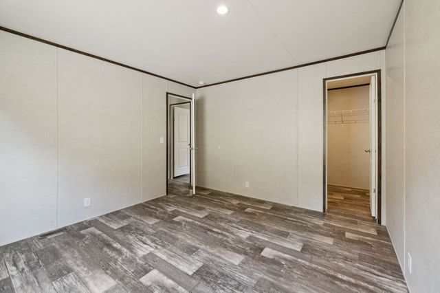 825 Gaulden Hollow Rd, Lafayette, TN 37083