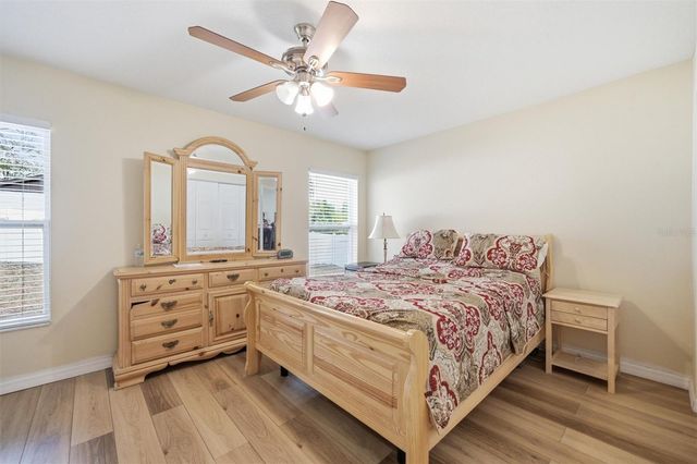 37142 HIGHLAND BLUFF CIRCLE, Dade City, FL 33523