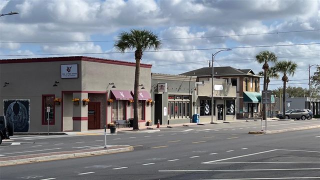 37142 HIGHLAND BLUFF CIRCLE, Dade City, FL 33523