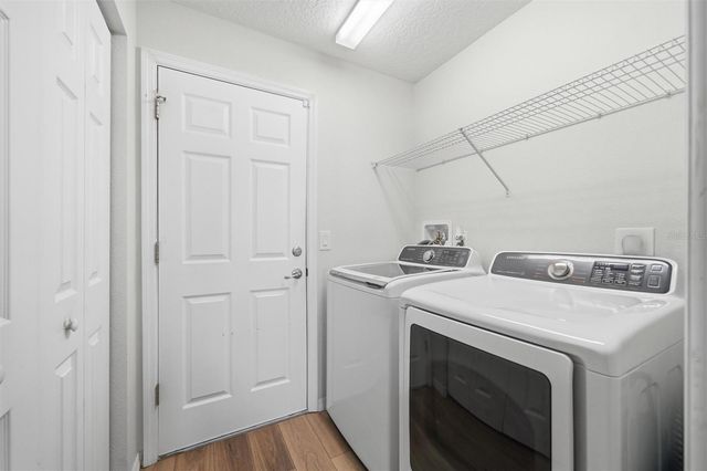 37142 HIGHLAND BLUFF CIRCLE, Dade City, FL 33523