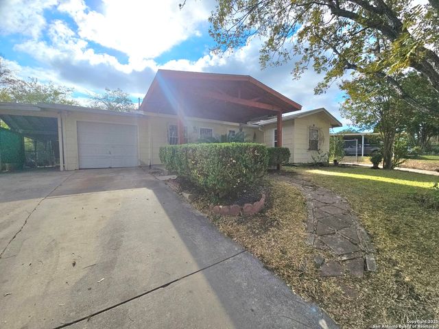 6410 Greencastle St., San Antonio, TX 78242