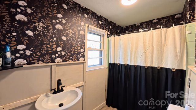 220 E Miller Street, Spindale, NC 28169