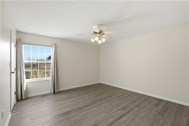 5403 Hazen Avenue, Kansas City, KS 66106