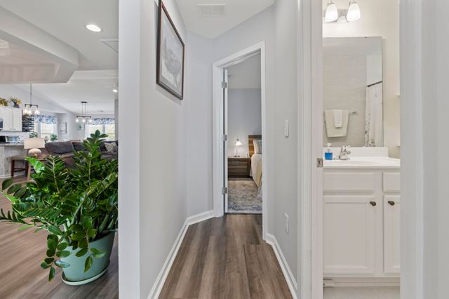 3708 Park Pointe Ave., Little River, SC 29566